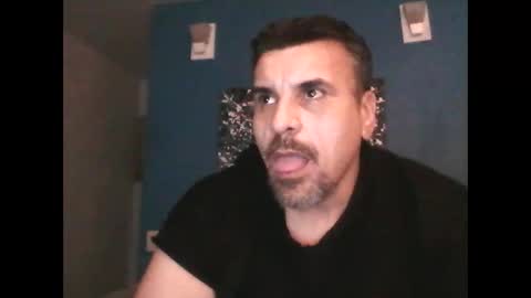 fuego1ento22 online show from 20, 4, 2026