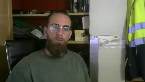 Snapshot of fuerte440 chatting on 16, 10, 2025 fuerte440 online show from 16, 10, 2025