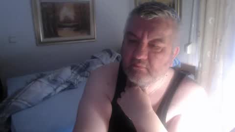 Snapshot of fukingcrazy chatting on 10, 4, 2026 fukingcrazy online show from 10, 4, 2026