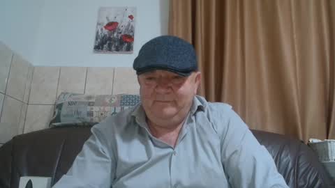 Snapshot of fullballs6 chatting on 23, 12, 2024 fullballs6 online show from 23, 12, 2024