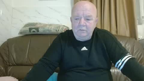 Snapshot of fullballs6 chatting on 17, 1, 2026 fullballs6 online show from 17, 1, 2026