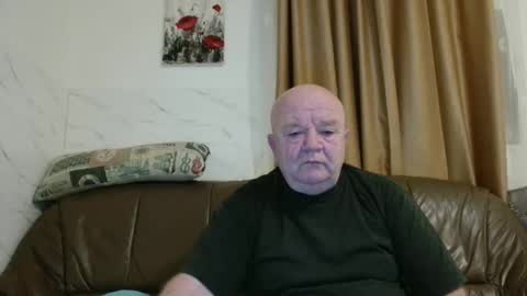 Snapshot of fullballs6 chatting on 22, 2, 2026 fullballs6 online show from 22, 2, 2026