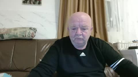 Snapshot of fullballs6 chatting on 26, 2, 2026 fullballs6 online show from 26, 2, 2026