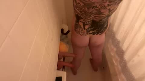 Curious guy showing off online show from 24, 2, 2026