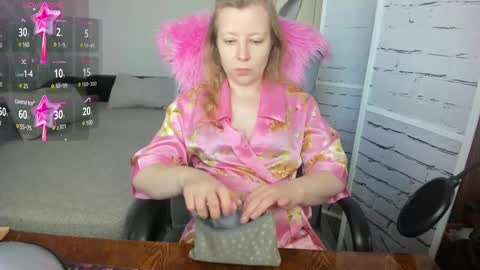 Snapshot of funny_bunny4 chatting on 16, 2, 2025 funny_bunny4 online show from 16, 2, 2025