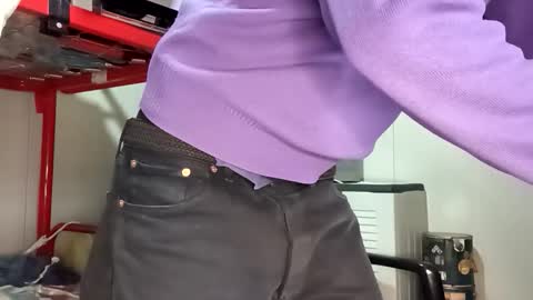 Italian men online show from 9, 1, 2026