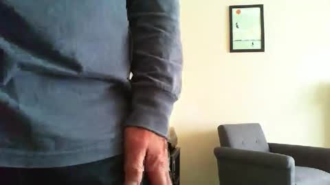 Snapshot of funslimguy chatting on 7, 10, 2025 Funslimguy online show from 7, 10, 2025