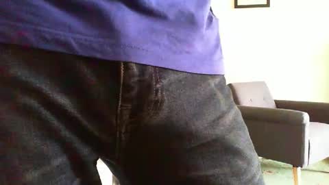 Snapshot of funslimguy chatting on 1, 11, 2025 Funslimguy online show from 1, 11, 2025