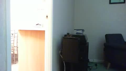 Snapshot of funslimguy chatting on 14, 11, 2025 Funslimguy online show from 14, 11, 2025