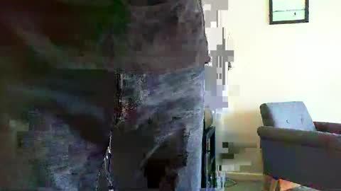 Snapshot of funslimguy chatting on 2, 12, 2025 Funslimguy online show from 2, 12, 2025