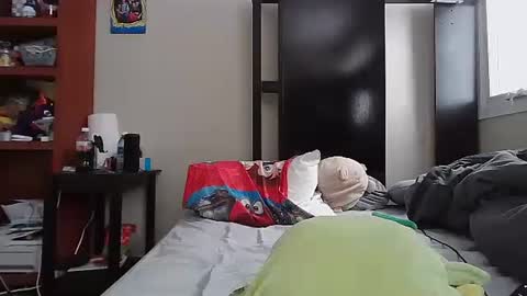 fuzzypeaches87 online show from 15, 1, 2026