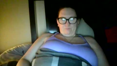 fuzzypeaches87 online show from 2, 3, 2026