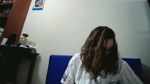 Snapshot of fuzzypeaches87 chatting on 11, 7, 2026 fuzzypeaches87 online show from 11, 7, 2026