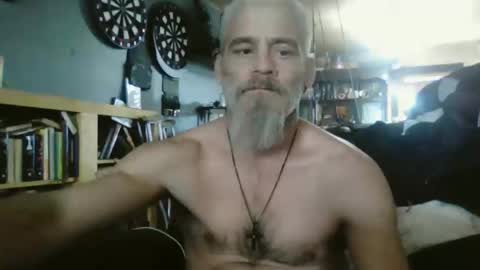 Snapshot of fwbowling chatting on 5, 2, 2025 77daddy online show from 5, 2, 2025