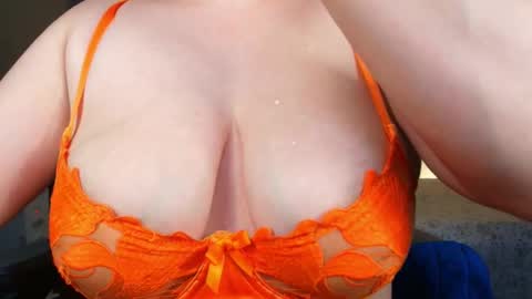 gaaby  online show from 5, 11, 2025