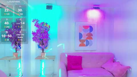 gabby_evanns online show from 7, 11, 2025