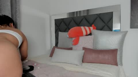 Snapshot of gabi_gonzales chatting on 2, 3, 2025 Instagram soygabi g online show from 2, 3, 2025