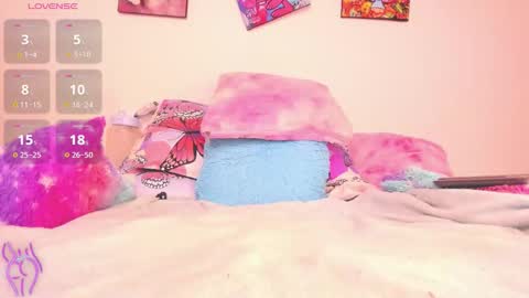 please follow my friendasya zas online show from 12, 3, 2026