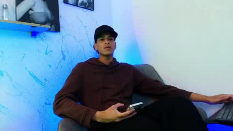 Snapshot of gabriel_maddox chatting on 16, 4, 2026 GABRIEL online show from 16, 4, 2026