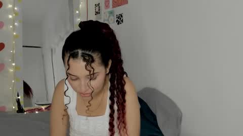 Snapshot of gabriela_duarte chatting on 24, 2, 2025 Gabi online show from 24, 2, 2025