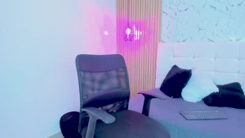 Gabriela Evans MS online show from 31, 1, 2025