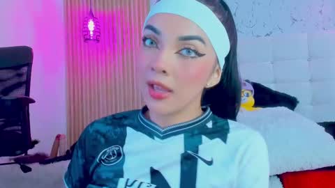 Gabriela Evans MS online show from 9, 3, 2025