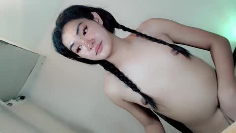 Snapshot of gabrielawantsyou chatting on 5, 1, 2025 GABBY online show from 5, 1, 2025