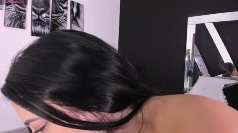 Gabriella Antonella online show from 27, 10, 2025