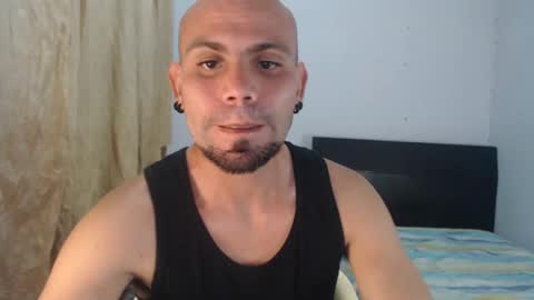 Snapshot of gabrielle_ramirez chatting on 24, 2, 2025 Gabriel online show from 24, 2, 2025