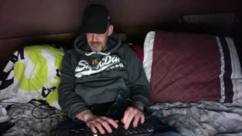 gabssss0802 online show from 2, 1, 2025