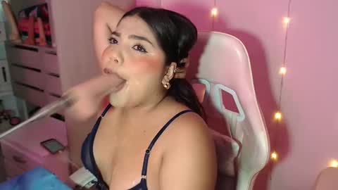 Snapshot of gaby_hot25 chatting on 27, 1, 2025 gaby online show from 27, 1, 2025