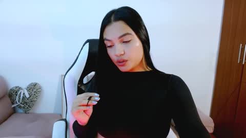 Snapshot of gaby_saikozz chatting on 13, 11, 2025 My name is Gabriela.. nice to meet you thumbs up please its very important to me online show from 13, 11, 2025