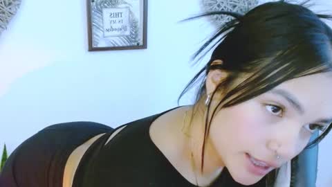 Snapshot of gaby_saikozz chatting on 14, 11, 2025 My name is Gabriela.. nice to meet you thumbs up please its very important to me online show from 14, 11, 2025