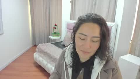 gabriela online show from 18, 7, 2026
