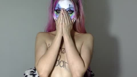 gabygumms online show from 24, 11, 2025