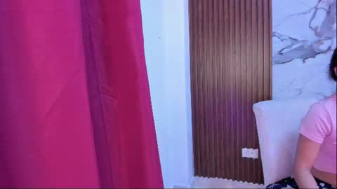 Snapshot of gabyhott_ chatting on 2, 7, 2026 Gaby online show from 2, 7, 2026