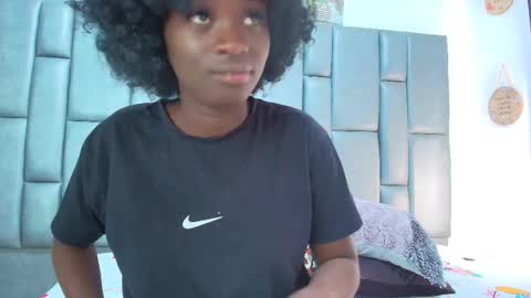 Snapshot of gabystom chatting on 11, 11, 2025 gabystom online show from 11, 11, 2025