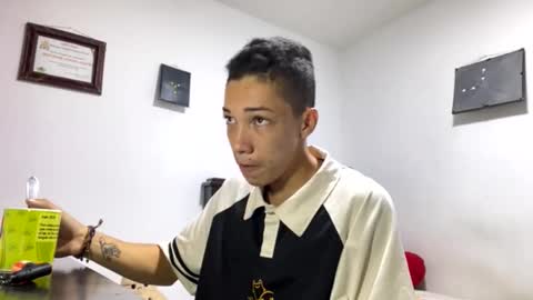 Snapshot of gadiel_sex chatting on 3, 6, 2026 gadiel_sex online show from 3, 6, 2026