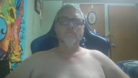 Snapshot of gadude45 chatting on 13, 9, 2025 gadude45 online show from 13, 9, 2025