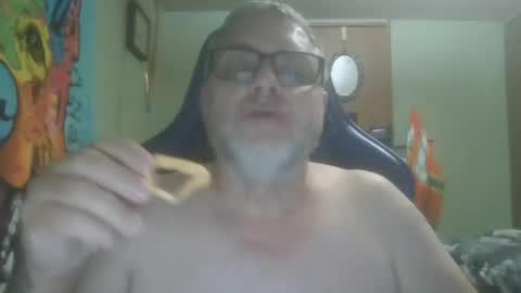 Snapshot of gadude45 chatting on 2, 11, 2025 gadude45 online show from 2, 11, 2025