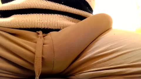 Snapshot of gae89tano chatting on 8, 3, 2026 gae89tano online show from 8, 3, 2026