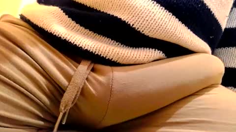 Snapshot of gae89tano chatting on 10, 3, 2026 gae89tano online show from 10, 3, 2026