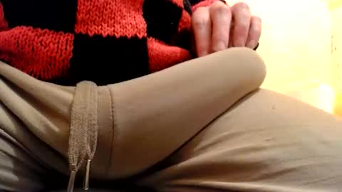 Snapshot of gae89tano chatting on 3, 4, 2026 gae89tano online show from 3, 4, 2026