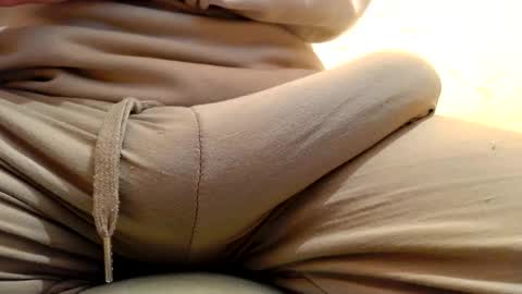 Snapshot of gae89tano chatting on 11, 4, 2026 gae89tano online show from 11, 4, 2026