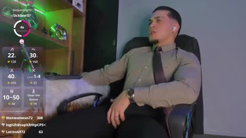 Snapshot of gael_williams3 chatting on 2, 10, 2025 gael_williams3 online show from 2, 10, 2025