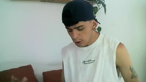 Snapshot of gaelgarcia07 chatting on 15, 2, 2026 Gael Garca online show from 15, 2, 2026