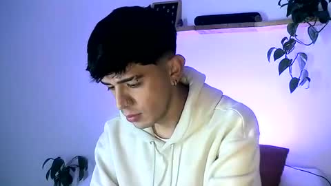 Snapshot of gaelgarcia07 chatting on 25, 2, 2026 Gael Garca online show from 25, 2, 2026