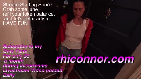Rhi Connor   online show from 23, 10, 2025