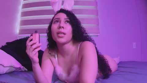 gaia_sweet_ online show from 3, 10, 2025