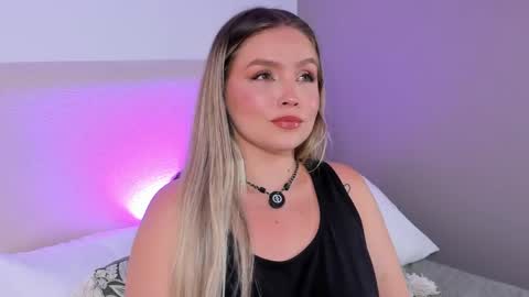 Snapshot of gaiabaker chatting on 12, 5, 2026 Gaia Baker online show from 12, 5, 2026